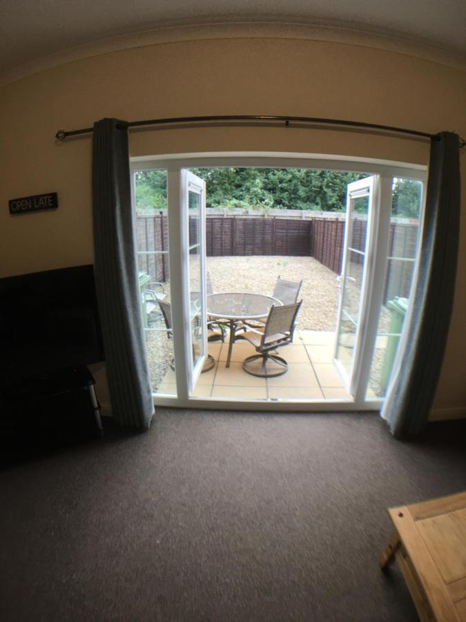 Very Large House, 6 Beds, 4 Bedrooms, 3 Bathrooms, 5 Smart Tv'S & Van Parking Boston Eksteriør billede