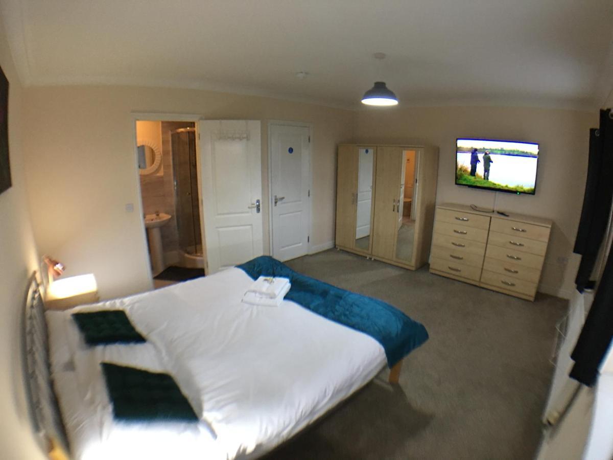 Very Large House, 6 Beds, 4 Bedrooms, 3 Bathrooms, 5 Smart Tv'S & Van Parking Boston Eksteriør billede